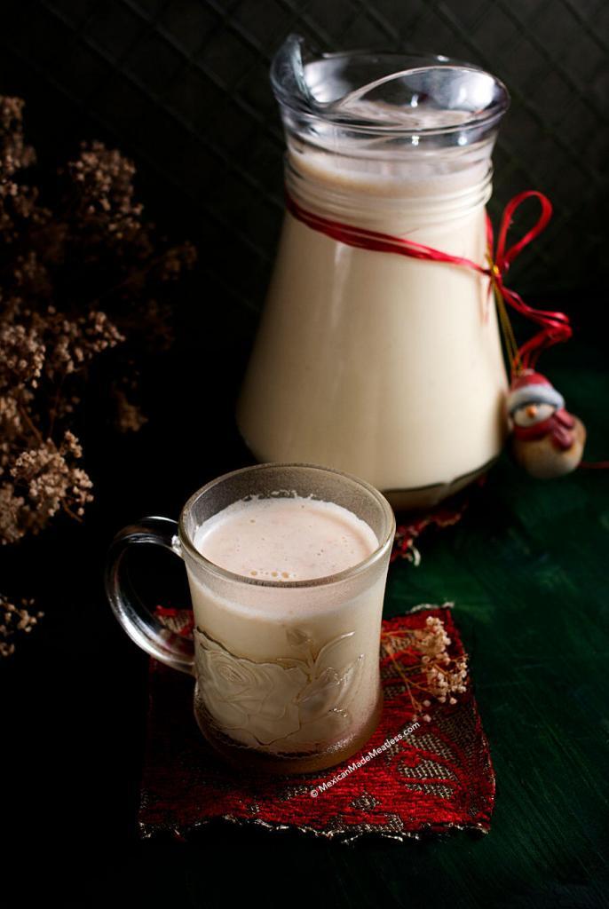 An old fashion traditional recipe for making Christmas eggnog