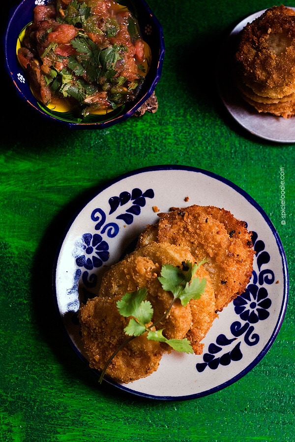Fried Green Tomatoes Topped with Salsa