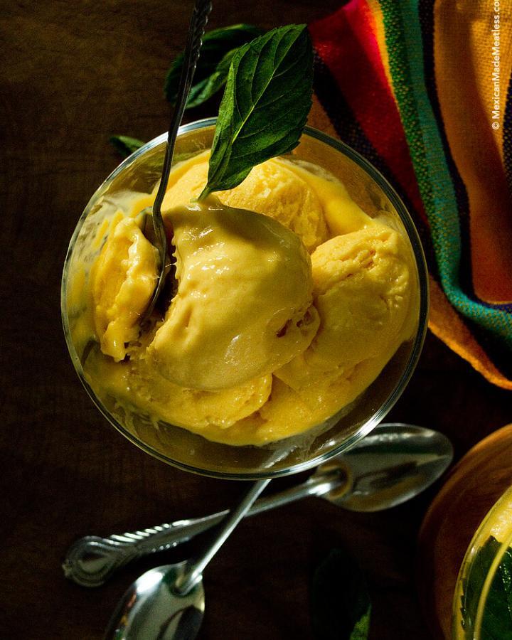 Mango ice cream made with only 4 ingredients & you don't need an ice cream maker!