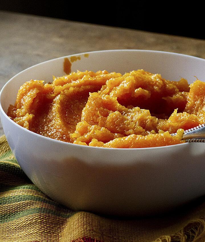 How to Make Pumpkin Puree From Scratch