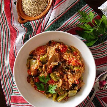 Vegan recipe for quinoa with nopales