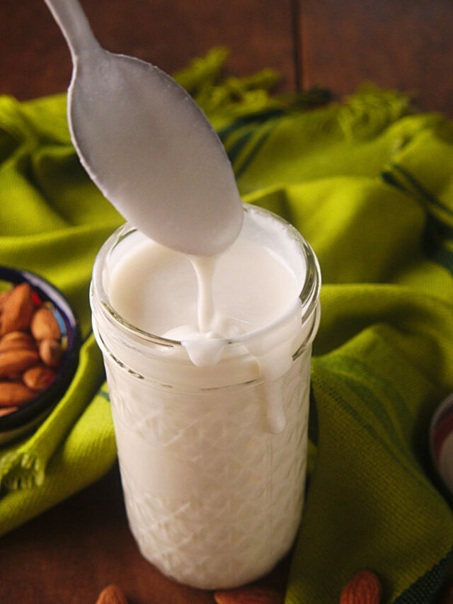 The Best Homemade Mexican Crema Vegana Recipe Mexican Made Meatless™