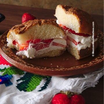 Concha Strawberry Shortcake Recipe
