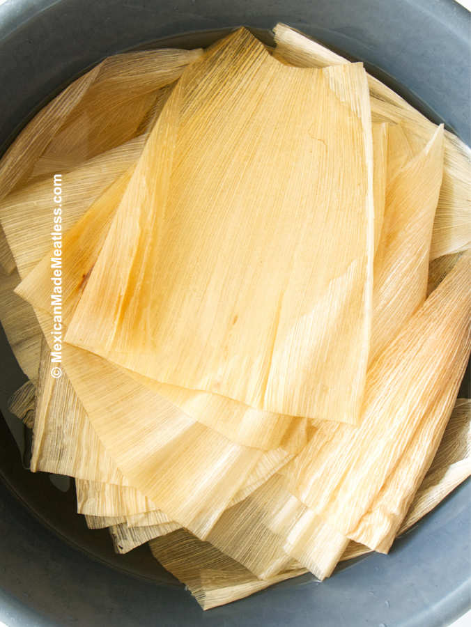 Soaking corn husks for tamales