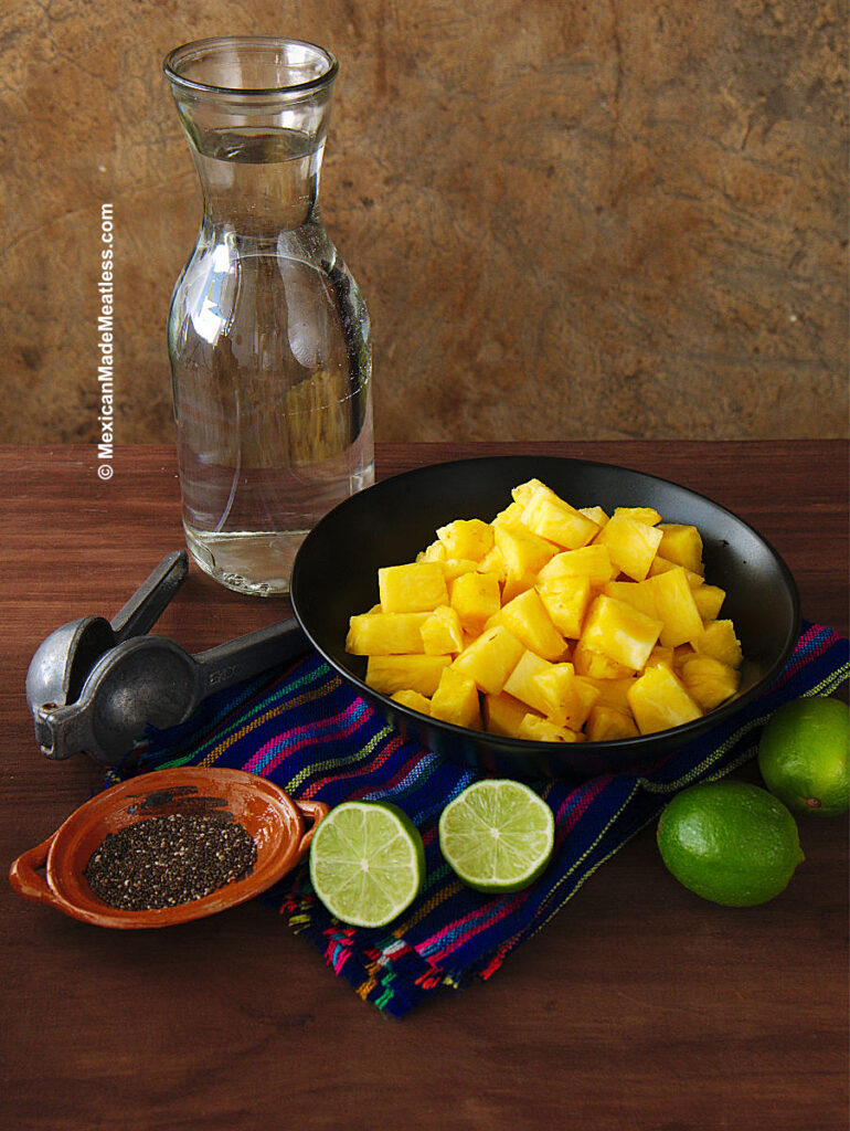 Ingredients to Make Pineapple Agua Fresca without Sugar
