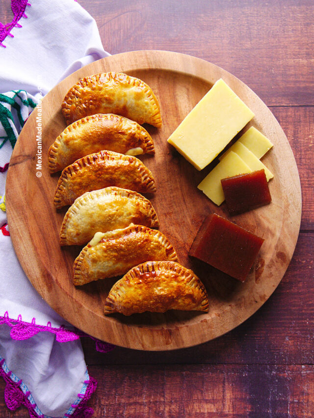 Easy Guava And Cheese Empanadas Recipe