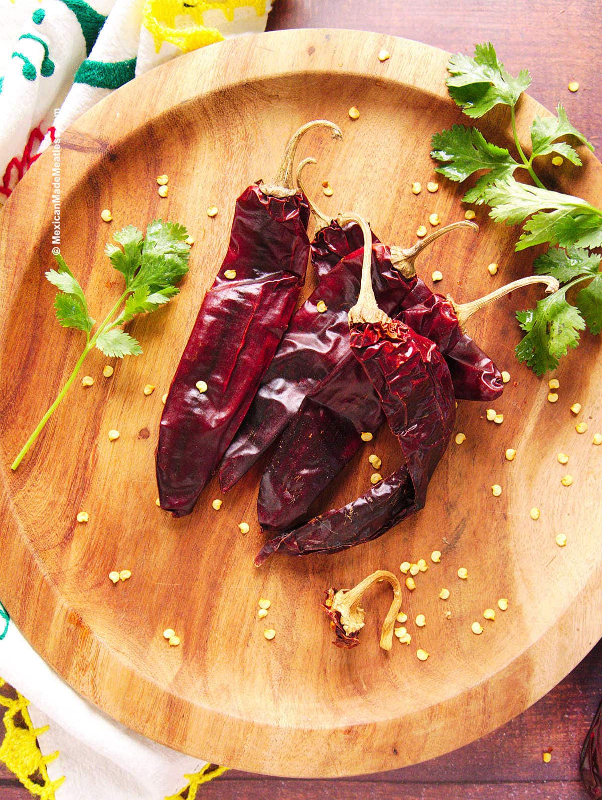 What is Guajillo Chile (Mexican Dried Whole Peppers)