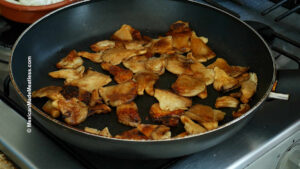 Cooked oyster mushrooms until golden brown.